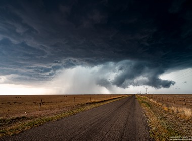 02.06.2019 Tornado bewarnte Superzelle südlich von Roswell, New Mexico.