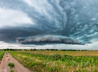 29.05.2016 Kleine Gewitterfront in der nähe von Swettwater ,Oklahoma.
