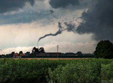 29.08.2020 Tornado rope out in der nähe von Isola della Scala in Italien. Der Tornado lebte ca 5 min.